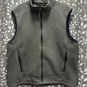 Men's Large Eddie Bauer Polartec Classic Green Fleece Vest Full Zip